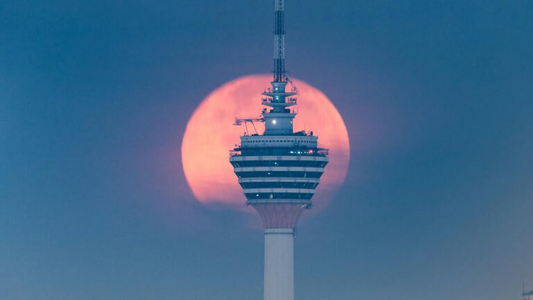 Scenic image of Top 10 Things to Do in Düsseldorf
